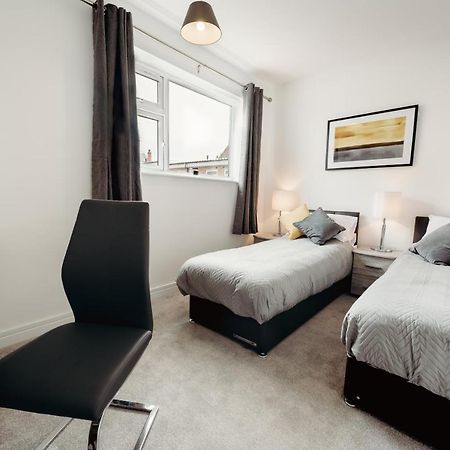 Arlan Apartments Comfort And Ease, ヒンクリー エクステリア 写真